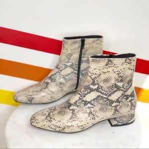 vagabond snake boots